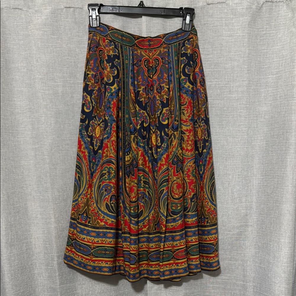Vintage Chaus Petites Skirt-Rayon-Vibrant Paisley Print-Pockets-EUC